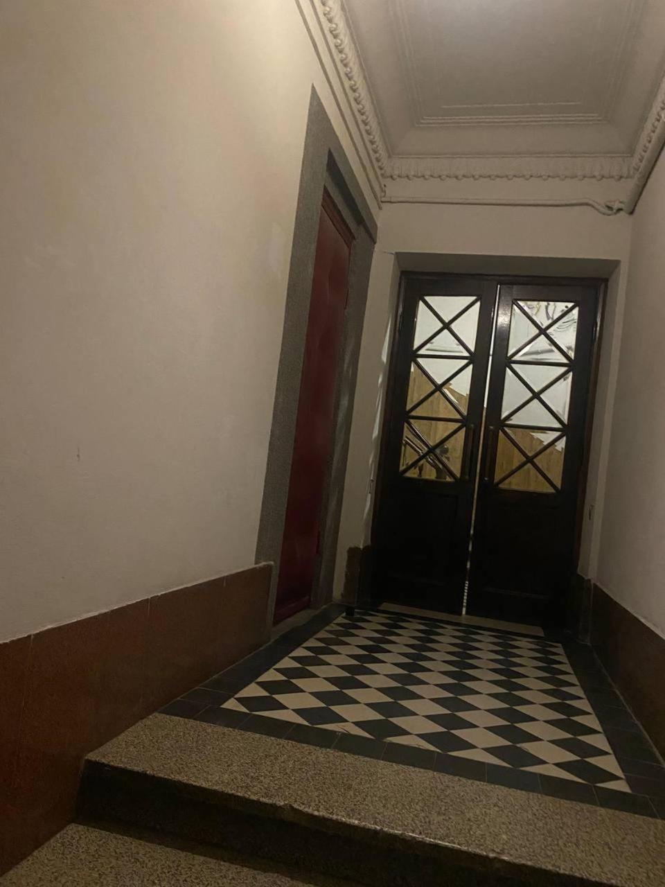 Апартаменти На Вулиці Антоновича Lviv Buitenkant foto